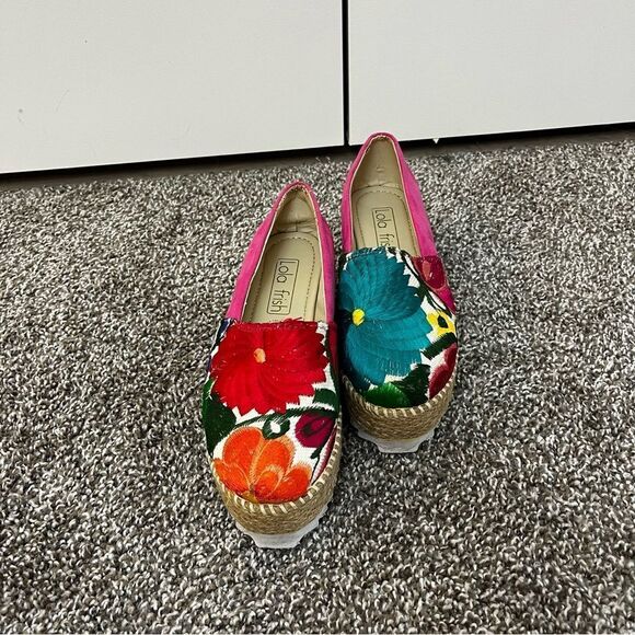 Lola Frish Floral Embroidered Platform Espadrille Slip On Size 23.5 or US 6.5 - Picture 3 of 14